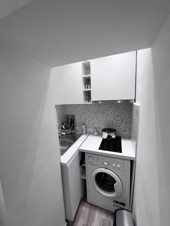 Luxury Apartment In Blloku Area Tiranë Eksteriør bilde