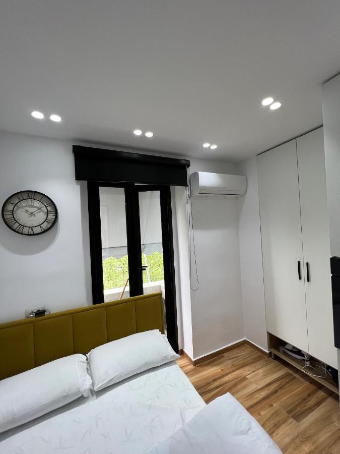 Luxury Apartment In Blloku Area Tiranë Eksteriør bilde