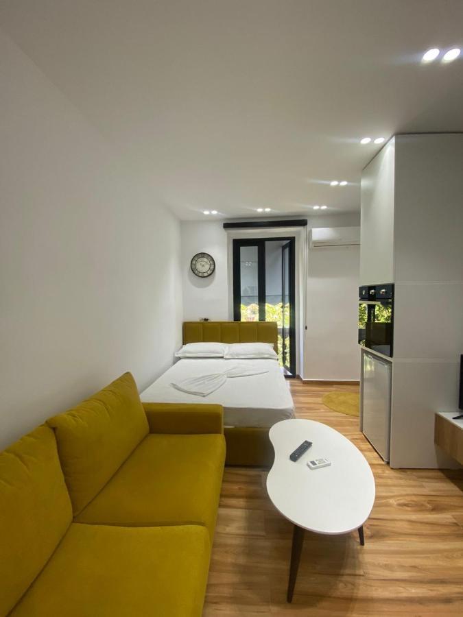Luxury Apartment In Blloku Area Tiranë Eksteriør bilde