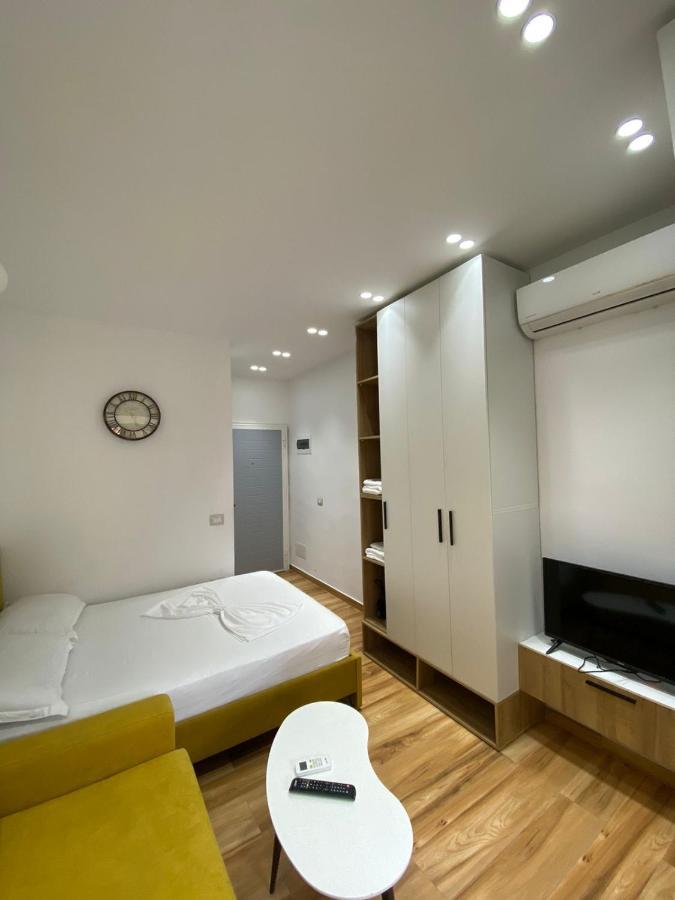 Luxury Apartment In Blloku Area Tiranë Eksteriør bilde